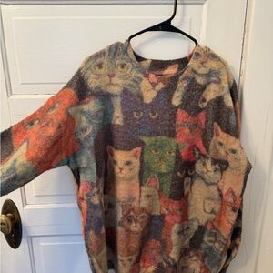 Cozy Cat Print Pullover Sweater in Multicolor